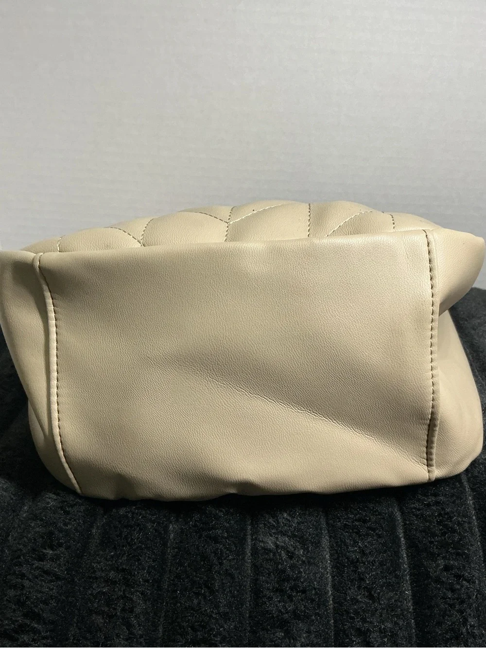 Steve Madden Timeless Taupe Quilted Shoulder Bag Tan/Cream Gold Chain EUC